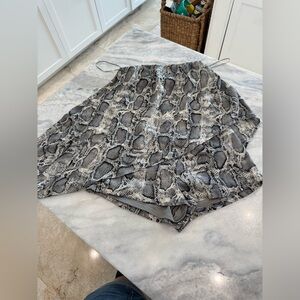 Superdown strapless romper